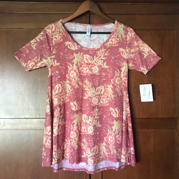 ✨HOST PICK✨NWT-LuLaRoe Perfect T - Picture 5 of 7